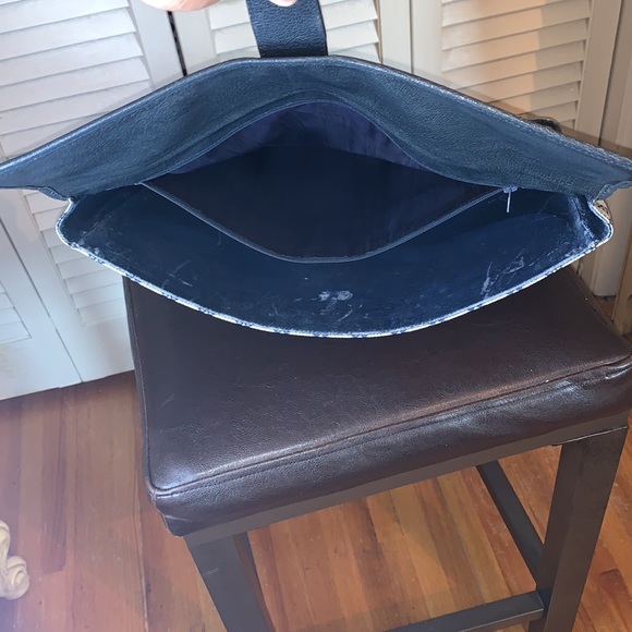 (S 🚫LD‼️) Rare…Authentic Vintage GUCCI Portfolio... - Picture 6 of 17